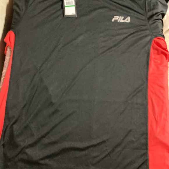 NWT Fila Training Shirt Size Large - Picture 4 of 6